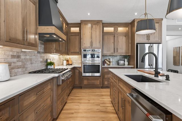 18071 Urbank Street NE, Ham Lake, MN 55304