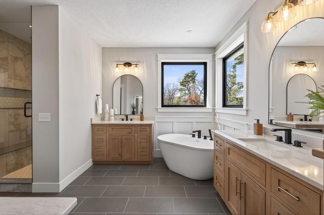 18071 Urbank Street NE, Ham Lake, MN 55304