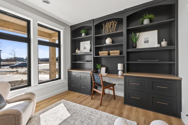 18071 Urbank Street NE, Ham Lake, MN 55304