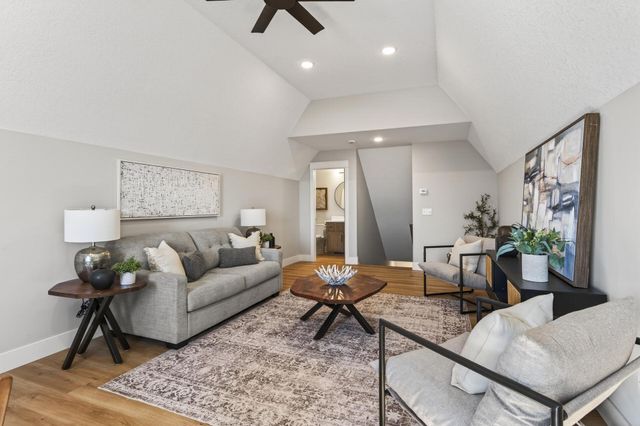 18071 Urbank Street NE, Ham Lake, MN 55304