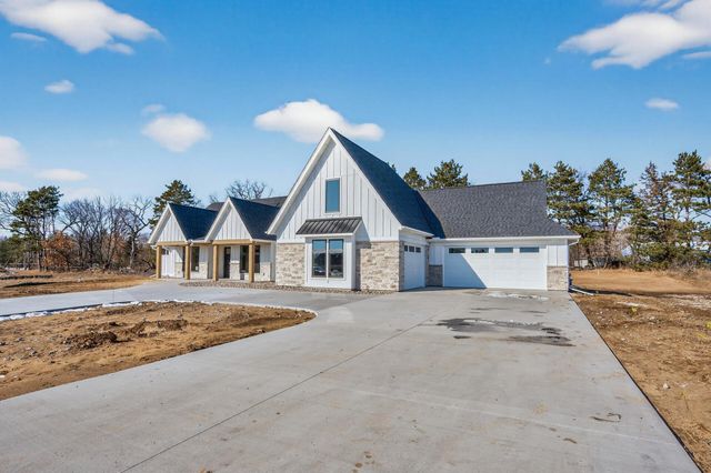 18071 Urbank Street NE, Ham Lake, MN 55304