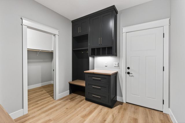 18071 Urbank Street NE, Ham Lake, MN 55304