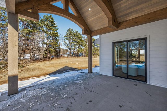 18071 Urbank Street NE, Ham Lake, MN 55304