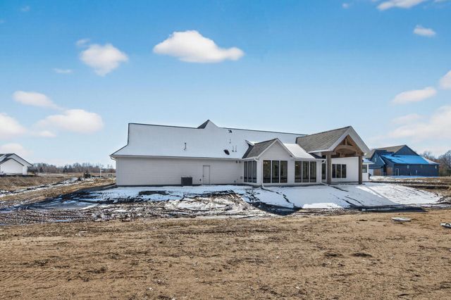 18071 Urbank Street NE, Ham Lake, MN 55304