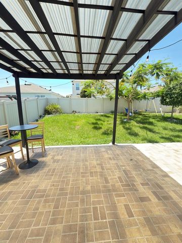 9016 PYRUS STREET, Kissimmee, FL 34747