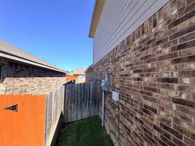21323 Pine Mill Drive, New Caney, TX 77357