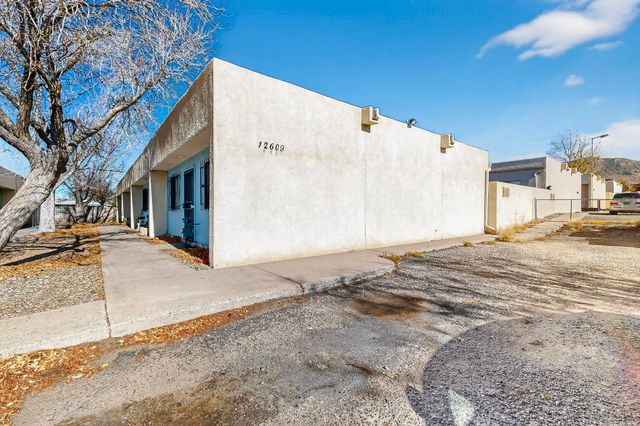 12609 Copperwood Drive NE, Albuquerque, NM 87123