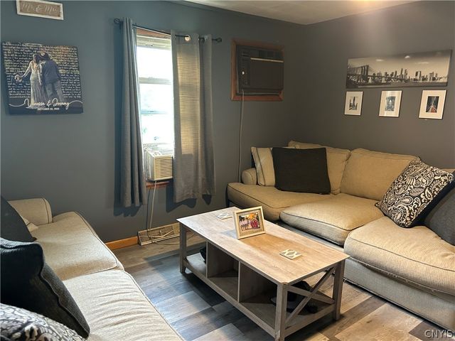 4825 Cedarvale Road, Onondaga, NY 13215