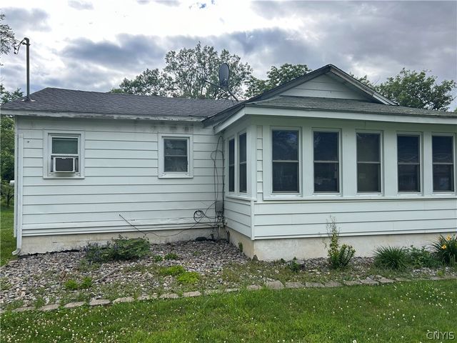 4825 Cedarvale Road, Onondaga, NY 13215