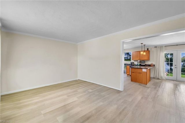 5924 Woodstock CT, Virginia Beach, VA 23464