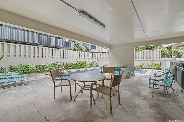 1114 Wilder Avenue 503, Honolulu, HI 96822