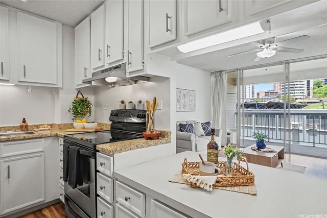 1114 Wilder Avenue 503, Honolulu, HI 96822