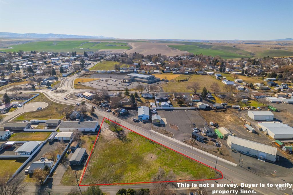 643 Thain Road, Lewiston, ID 83501