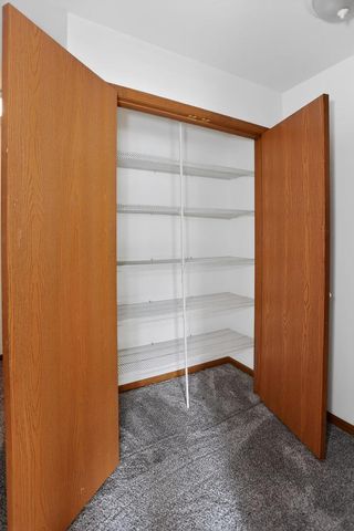 709 Cambridge Avenue, Rockford, IL 61102