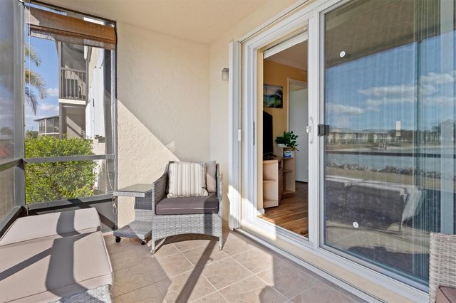 25275 RAMPART BOULEVARD 202, Punta Gorda, FL 33983