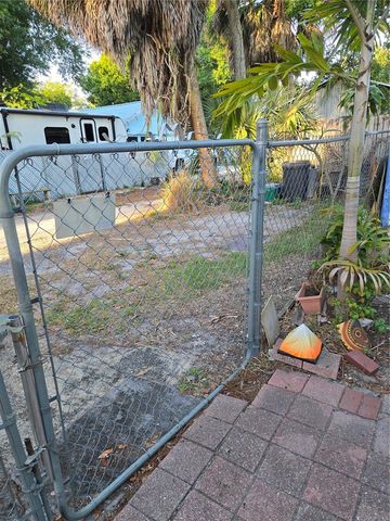 5004 23RD AVENUE S, Gulfport, FL 33707