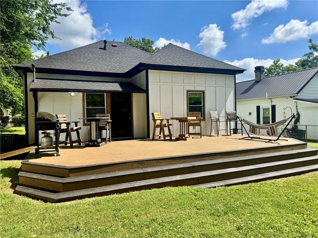 16 Allweather Street, Cartersville, GA 30120