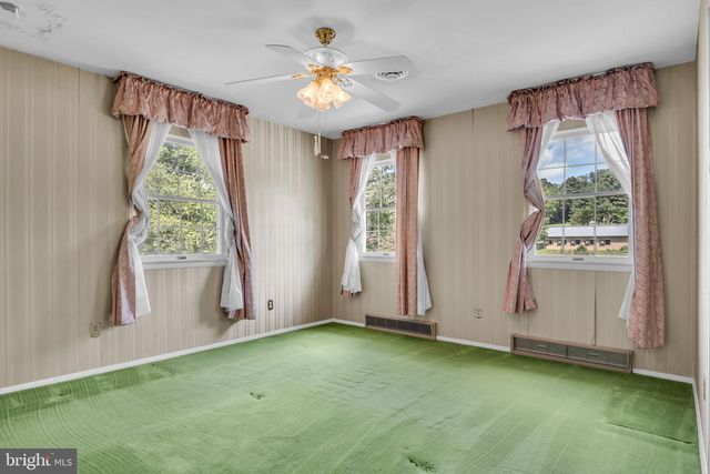 7555 FISHING CREEK VALLEY RD, Harrisburg, PA 17112