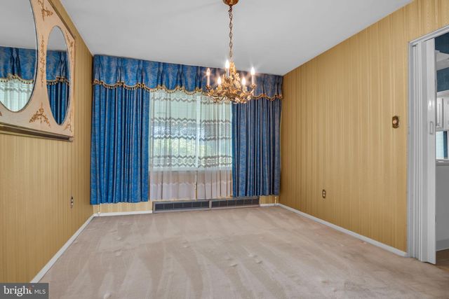 7555 FISHING CREEK VALLEY RD, Harrisburg, PA 17112