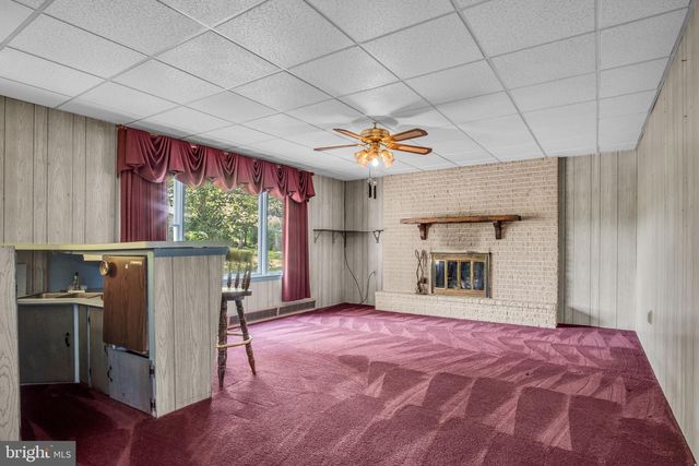 7555 FISHING CREEK VALLEY RD, Harrisburg, PA 17112