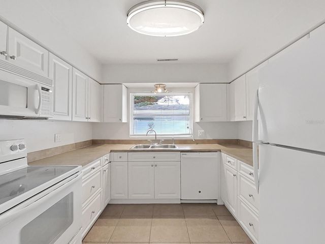 1701 LAURIE LANE, Belleair, FL 33756