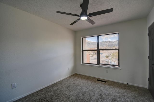 2163 Black Willow Drive NE, Albuquerque, NM 87122