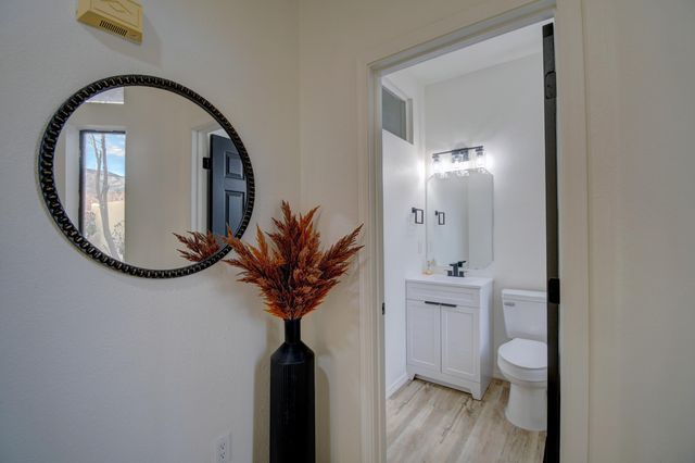 2163 Black Willow Drive NE, Albuquerque, NM 87122