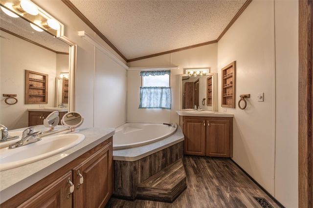 715 Bee Gee RD, Driftwood, TX 78619