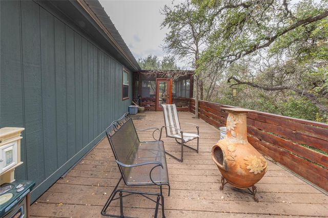 715 Bee Gee RD, Driftwood, TX 78619