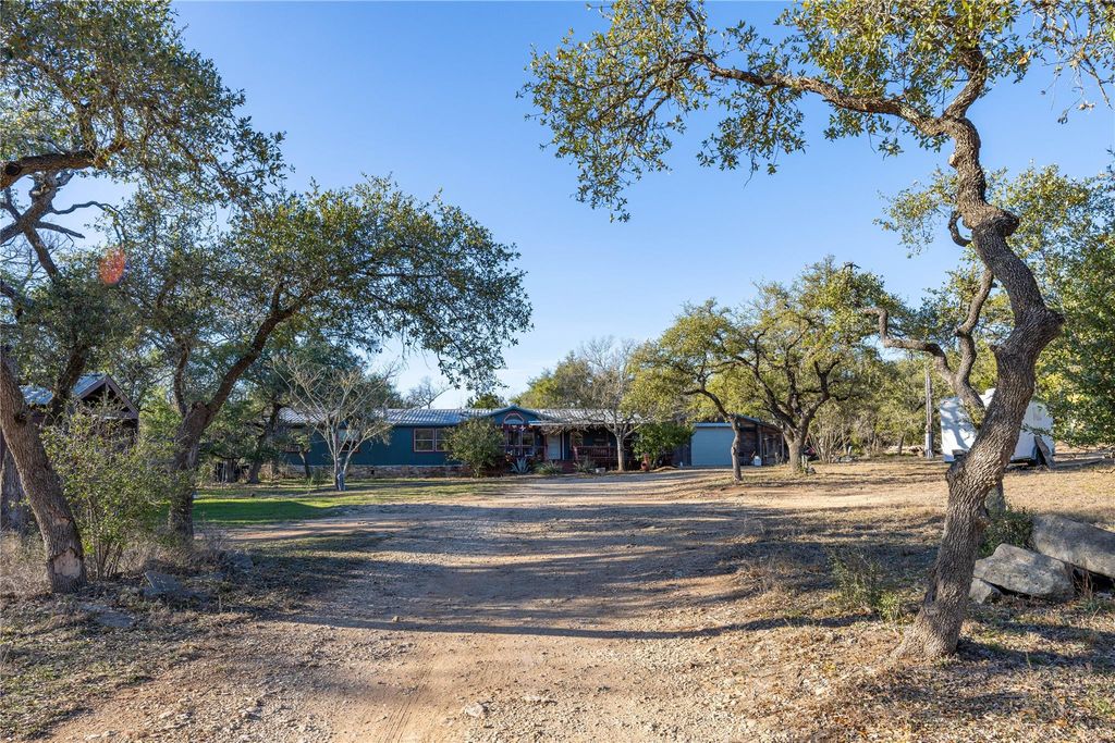 715 Bee Gee RD, Driftwood, TX 78619