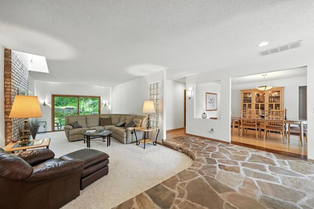 1000 Heritage Lane, Orono, MN 55391