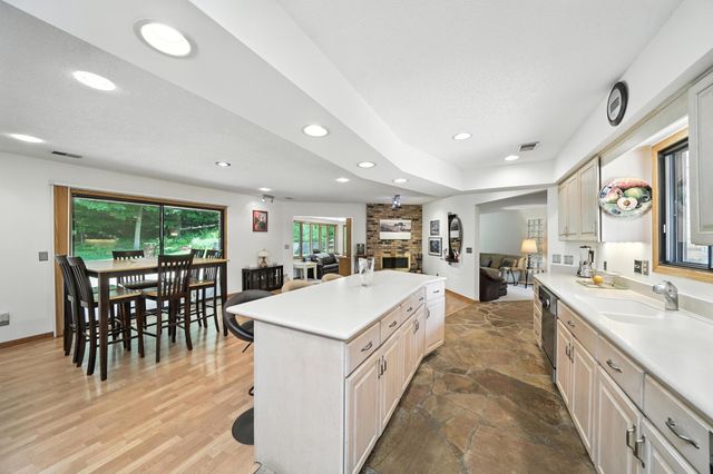 1000 Heritage Lane, Orono, MN 55391