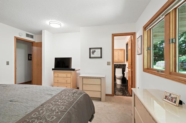 1000 Heritage Lane, Orono, MN 55391