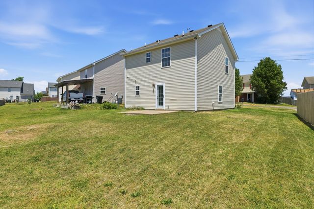 1327 Tonya Dr, La Vergne, TN 37086