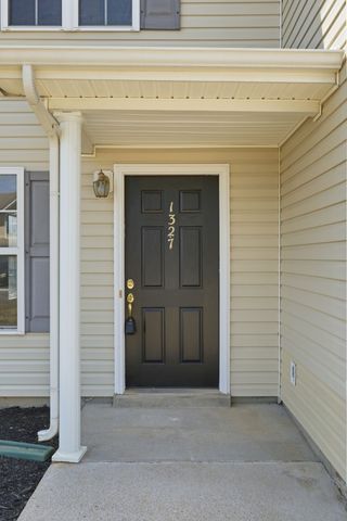 1327 Tonya Dr, La Vergne, TN 37086