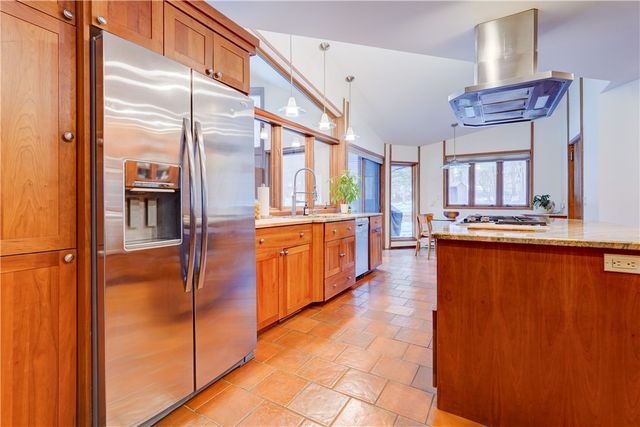 1551 Cranberry Pond Trail, Victor, NY 14564