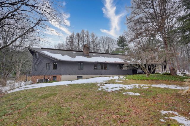 1551 Cranberry Pond Trail, Victor, NY 14564