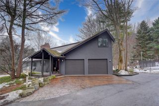 1551 Cranberry Pond Trail, Victor, NY 14564