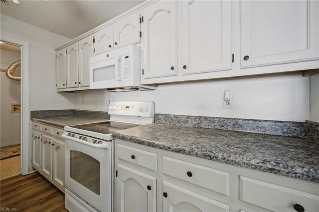 410 Delaware Ave Apt 204, Norfolk, VA 23508