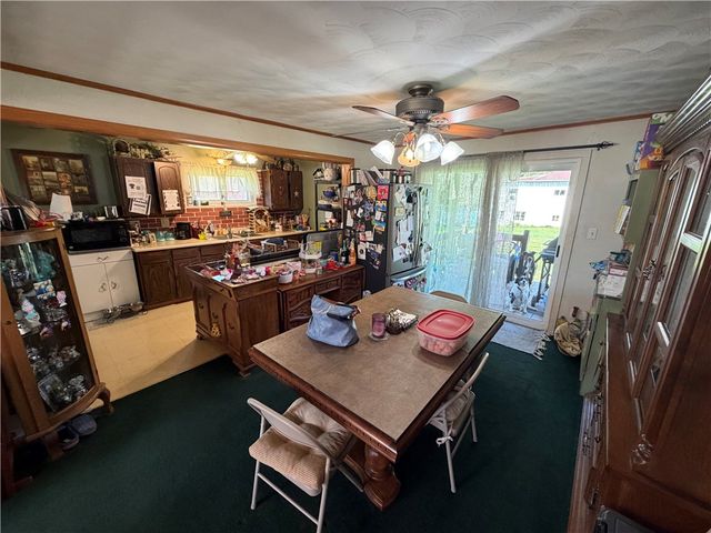 112 Schoolhouse Rd, Jefferson Twp, PA 15442