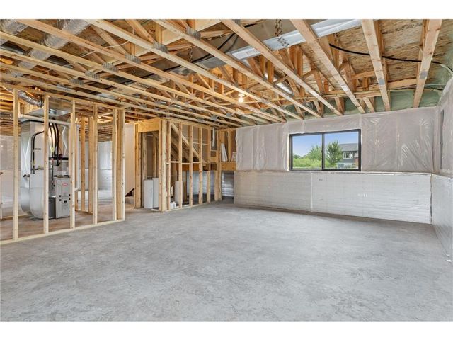 471 Coyote Way, New Richmond, WI 54017