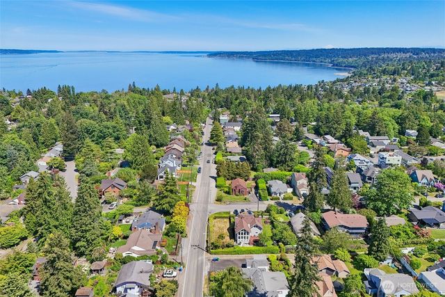 8620 28th Avenue NW, Seattle, WA 98117