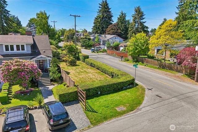 8620 28th Avenue NW, Seattle, WA 98117