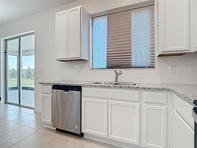 795 OVERPOOL AVENUE, Davenport, FL 33896