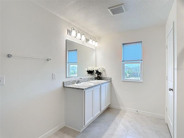 795 OVERPOOL AVENUE, Davenport, FL 33896