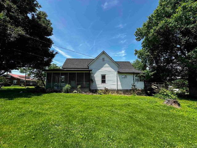 205 E North Street, Winslow, IN 47598