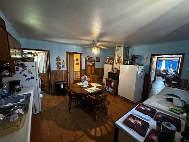 205 E North Street, Winslow, IN 47598