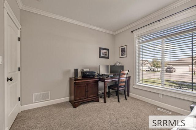1798 Sunny Pine Way, Idaho Falls, ID 83404