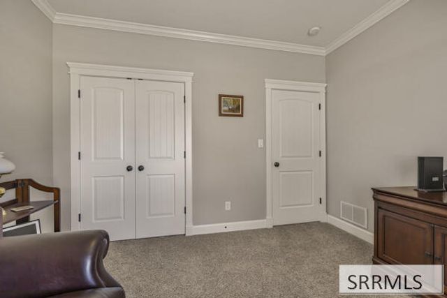 1798 Sunny Pine Way, Idaho Falls, ID 83404