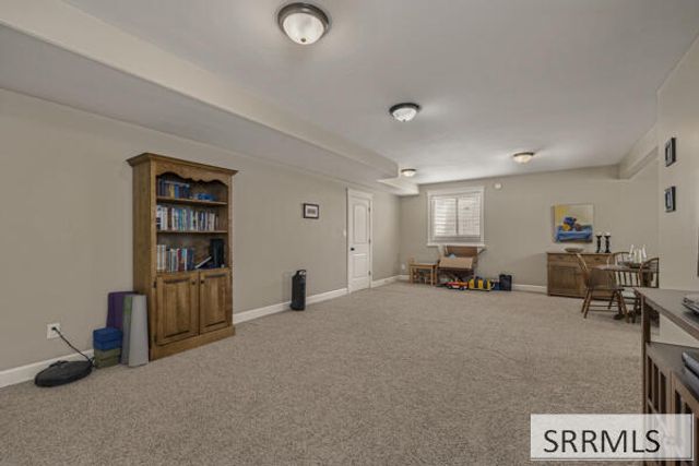 1798 Sunny Pine Way, Idaho Falls, ID 83404